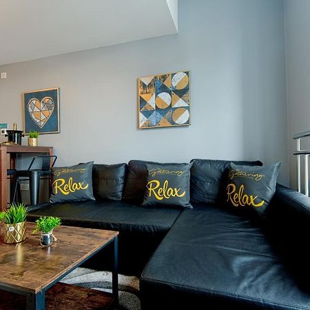 The Eistedfod Penthouse - Berwyn House Lejlighed Wrexham Eksteriør billede
