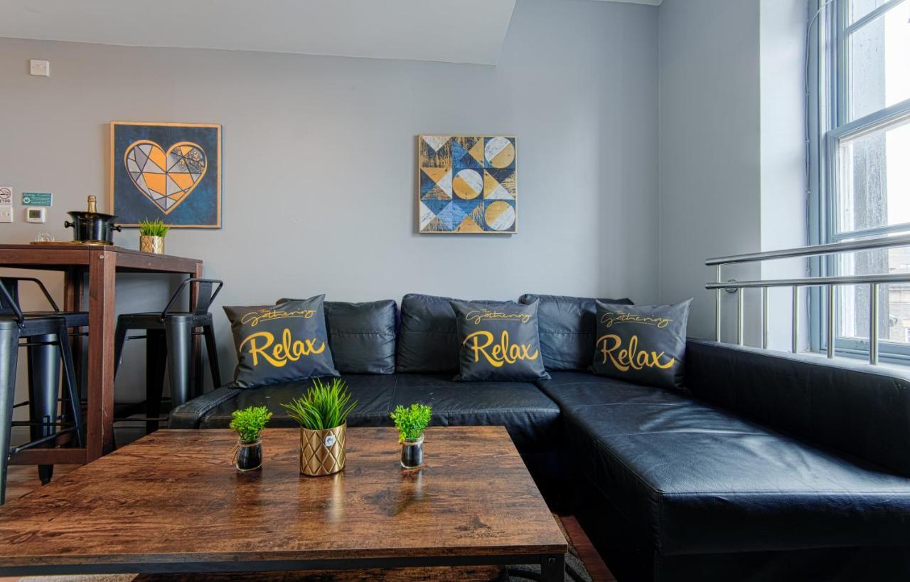 The Eistedfod Penthouse - Berwyn House Lejlighed Wrexham Eksteriør billede