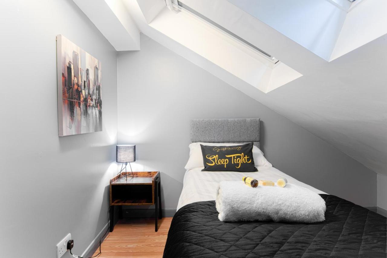 The Eistedfod Penthouse - Berwyn House Lejlighed Wrexham Eksteriør billede